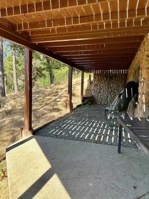Exterior - 261 271 Salt Flat Rd, Lewiston, CA 96052 photo 13 of 15