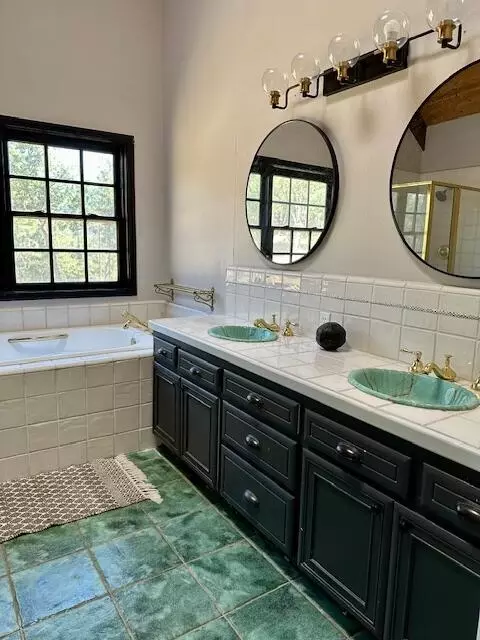 Bath - 261 271 Salt Flat Rd, Lewiston, CA 96052 photo 1 of 5
