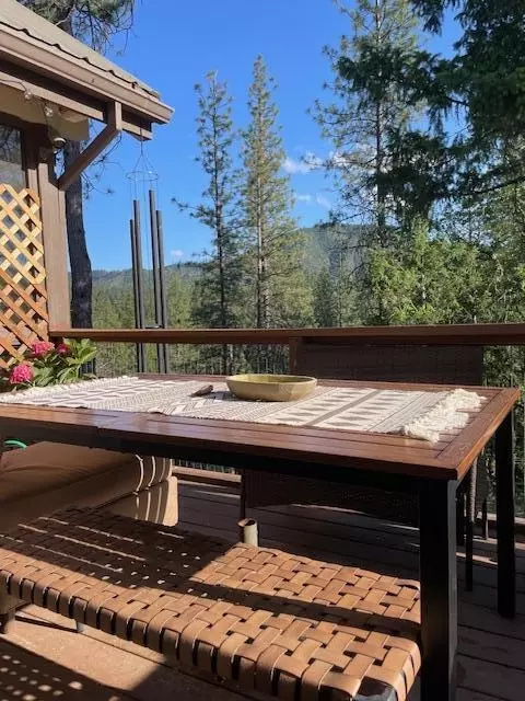Exterior - 261 271 Salt Flat Rd, Lewiston, CA 96052 photo 10 of 15