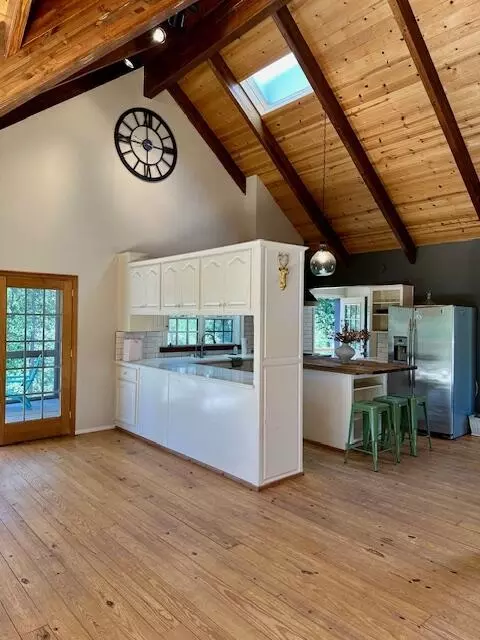 Kitchen - 261 271 Salt Flat Rd, Lewiston, CA 96052 photo 1 of 7