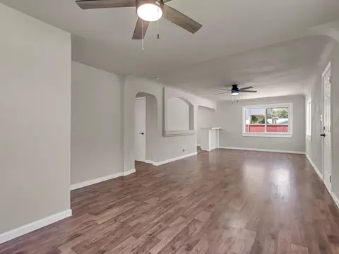 Living - 816 West St, Redding, CA 96001 photo 3 of 5