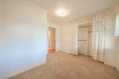 Bedroom - 21780 Lone Tree Rd, Anderson, CA 96007 photo 1 of 9