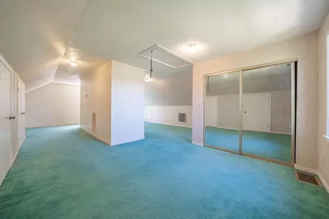 Bedroom - 21780 Lone Tree Rd, Anderson, CA 96007 photo 9 of 9