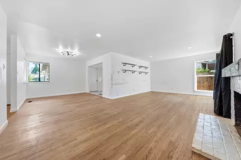 Living - 2300 Jonquil Way, Redding, CA 96002 photo 5 of 7