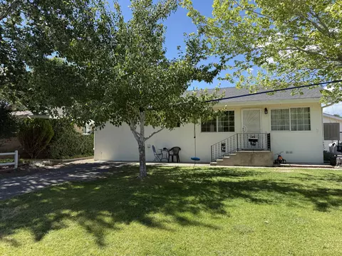 328 Minckler Ave, Susanville, CA 96130