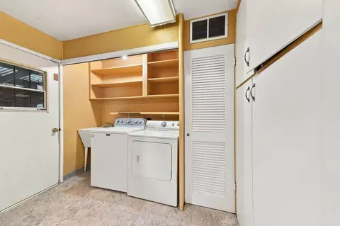 Other - 705 Loma St, Redding, CA 96003 photo 4 of 5