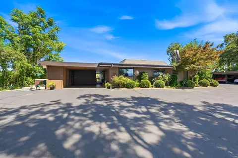 Exterior - 107 Village Dr, Redding, CA 96001 photo 6 of 8