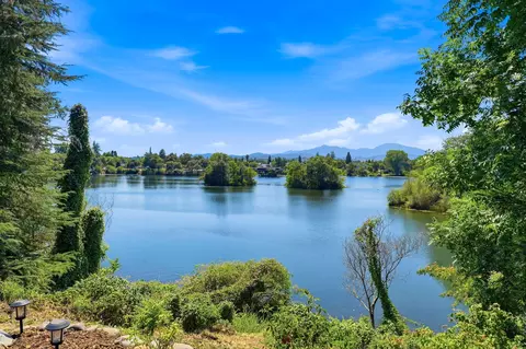 View/Area - 107 Village Dr, Redding, CA 96001 photo 2 of 6