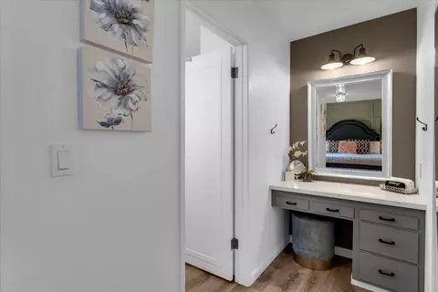 Entry Way - 11550 Ridgewood Rd, Redding, CA 96003 photo 1 of 1