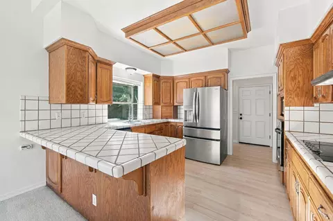 Kitchen - 3154 Riesling Path, Redding, CA 96001 photo 1 of 3