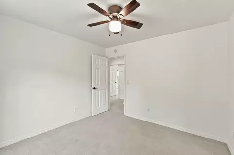 Bedroom - 3154 Riesling Path, Redding, CA 96001 photo 2 of 6
