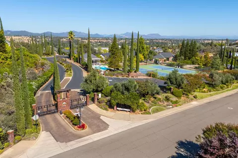 View/Area - 3154 Riesling Path, Redding, CA 96001 photo 5 of 5