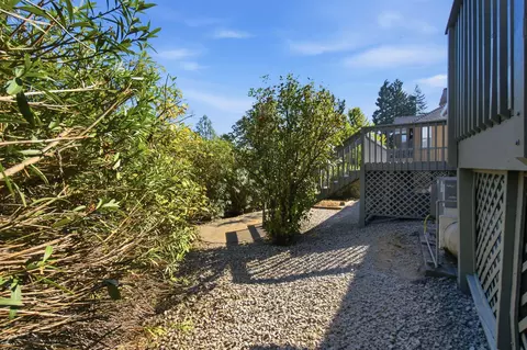 Exterior - 3154 Riesling Path, Redding, CA 96001 photo 8 of 14