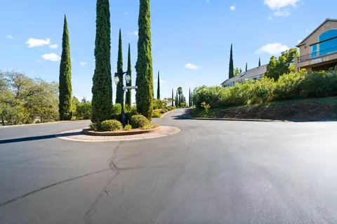 Exterior - 3154 Riesling Path, Redding, CA 96001 photo 12 of 14