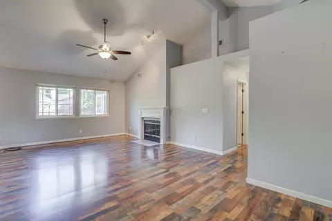 Living - 513 Chancellor Blvd, Redding, CA 96003 photo 5 of 6
