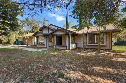 12723 Old Oregon Trl, Redding, CA 96003 photo 18
