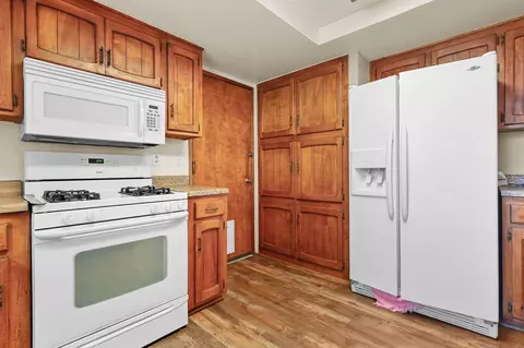 12723 Old Oregon Trl, Redding, CA 96003 photo 5
