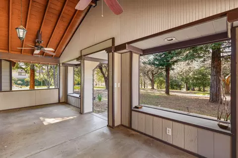 12723 Old Oregon Trl, Redding, CA 96003 photo 20
