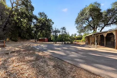 Exterior - 7399 Dilley Ln, Redding, CA 96002 photo 31 of 37