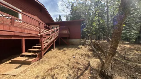 Exterior - 14966 Phillips Rd, Oak Run, CA 96069 photo 8 of 9