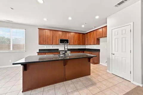 Kitchen - 3849 Palm Springs Dr, Redding, CA 96002 photo 1 of 4