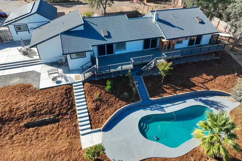 8858 Sun Valley Dr, Palo Cedro, CA 96073