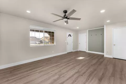 Living - 2132 Reta Way, Red Bluff, CA 96080 photo 4 of 6