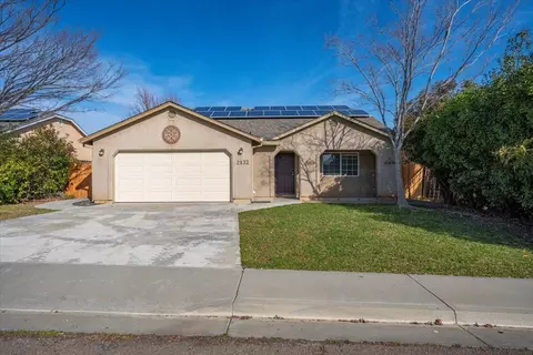 Exterior - 2132 Reta Way, Red Bluff, CA 96080 photo 3 of 16