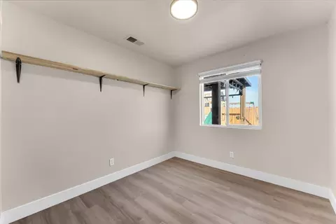 Bedroom - 2132 Reta Way, Red Bluff, CA 96080 photo 6 of 9