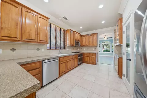 Kitchen - 1318 Bonhurst Dr, Redding, CA 96003 photo 1 of 4