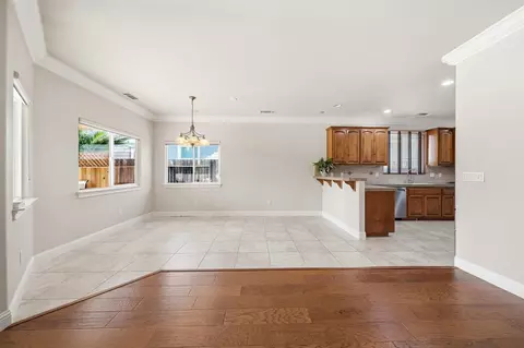 Living - 1318 Bonhurst Dr, Redding, CA 96003 photo 5 of 6