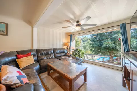 Living - 3415 Sunset Dr, Redding, CA 96001 photo 1 of 2