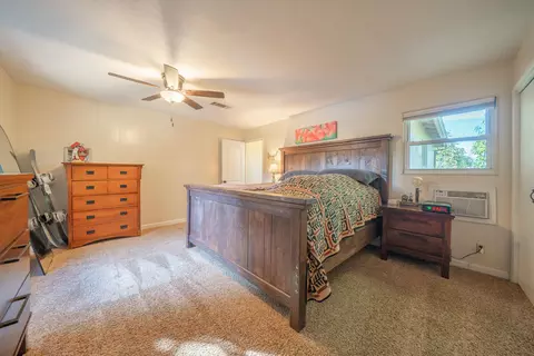 Bedroom - 3415 Sunset Dr, Redding, CA 96001 photo 2 of 5