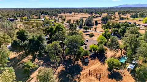 View/Area - 21019 Old Alturas Rd, Redding, CA 96003 photo 2 of 3
