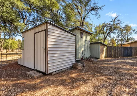 Exterior - 21019 Old Alturas Rd, Redding, CA 96003 photo 6 of 16