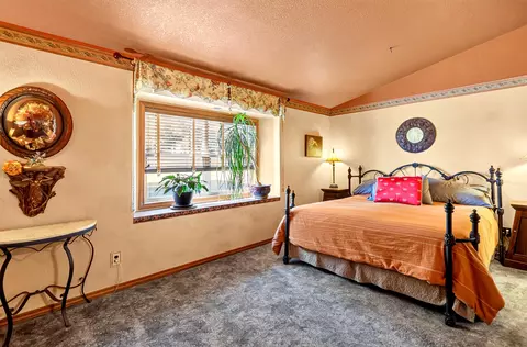 Bedroom - 21019 Old Alturas Rd, Redding, CA 96003 photo 3 of 7