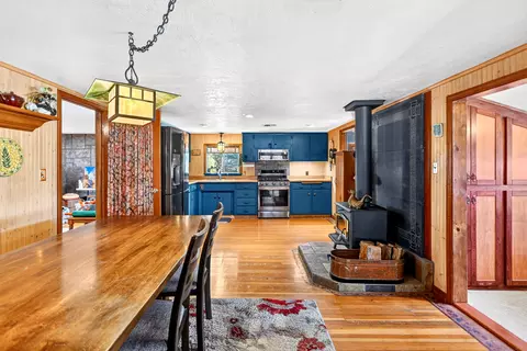 Dining - 21019 Old Alturas Rd, Redding, CA 96003 photo 1 of 2