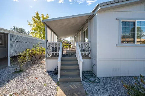 4587 Underwood Dr, Redding, CA 96003 photo 8