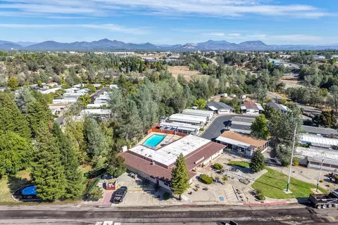 4587 Underwood Dr, Redding, CA 96003 photo 48