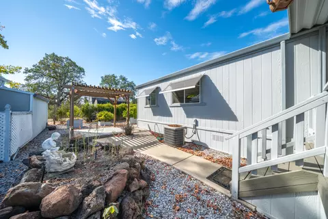 4587 Underwood Dr, Redding, CA 96003 photo 32