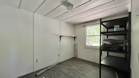 Bedroom - 431 Mad River Rd, Mad River, CA 95552 photo 3 of 3