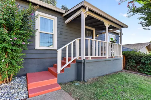 Exterior - 12591261 Magnolia Ave, Redding, CA 96001 photo 1 of 16