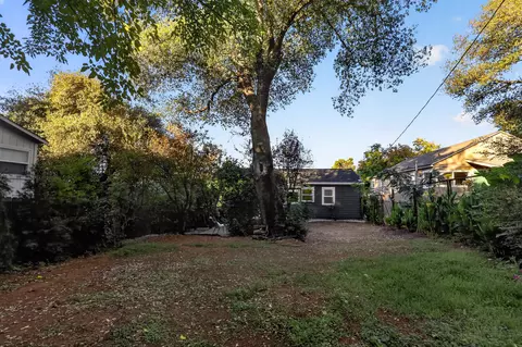 Exterior - 12591261 Magnolia Ave, Redding, CA 96001 photo 3 of 16