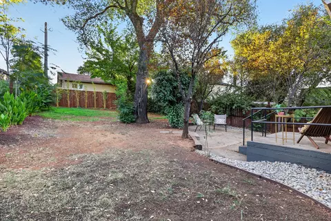Exterior - 12591261 Magnolia Ave, Redding, CA 96001 photo 12 of 16