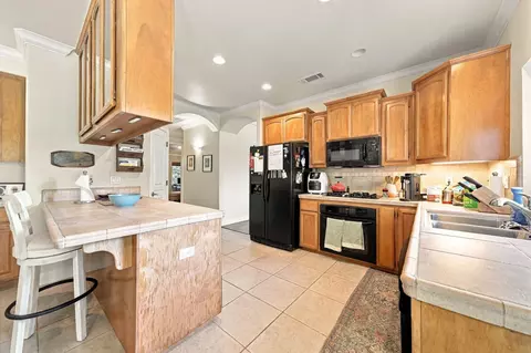 Kitchen - 4561 Quinton Dr, Redding, CA 96001 photo 1 of 1