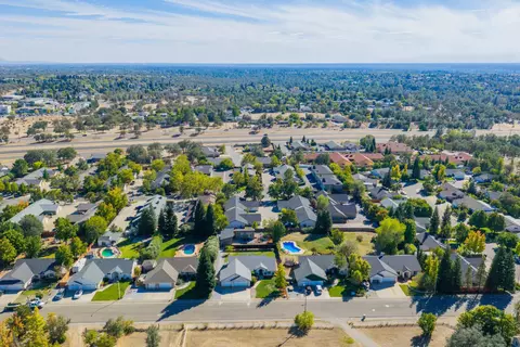 View/Area - 19459 Posey, Redding, CA 96003 photo 9 of 10