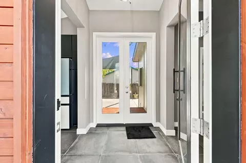 Entry Way - 19459 Posey, Redding, CA 96003 photo 3 of 3