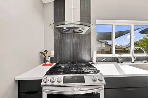 Kitchen - 19459 Posey, Redding, CA 96003 photo 10 of 10