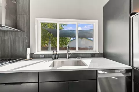Kitchen - 19459 Posey, Redding, CA 96003 photo 8 of 10
