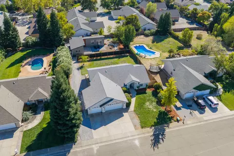 View/Area - 19459 Posey, Redding, CA 96003 photo 6 of 10